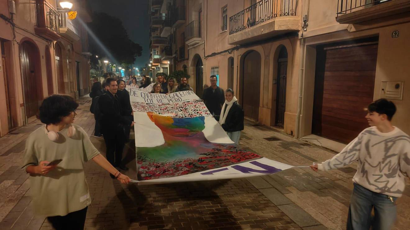 Una de las pancartas de la manifestación del 25N en Vila-seca.