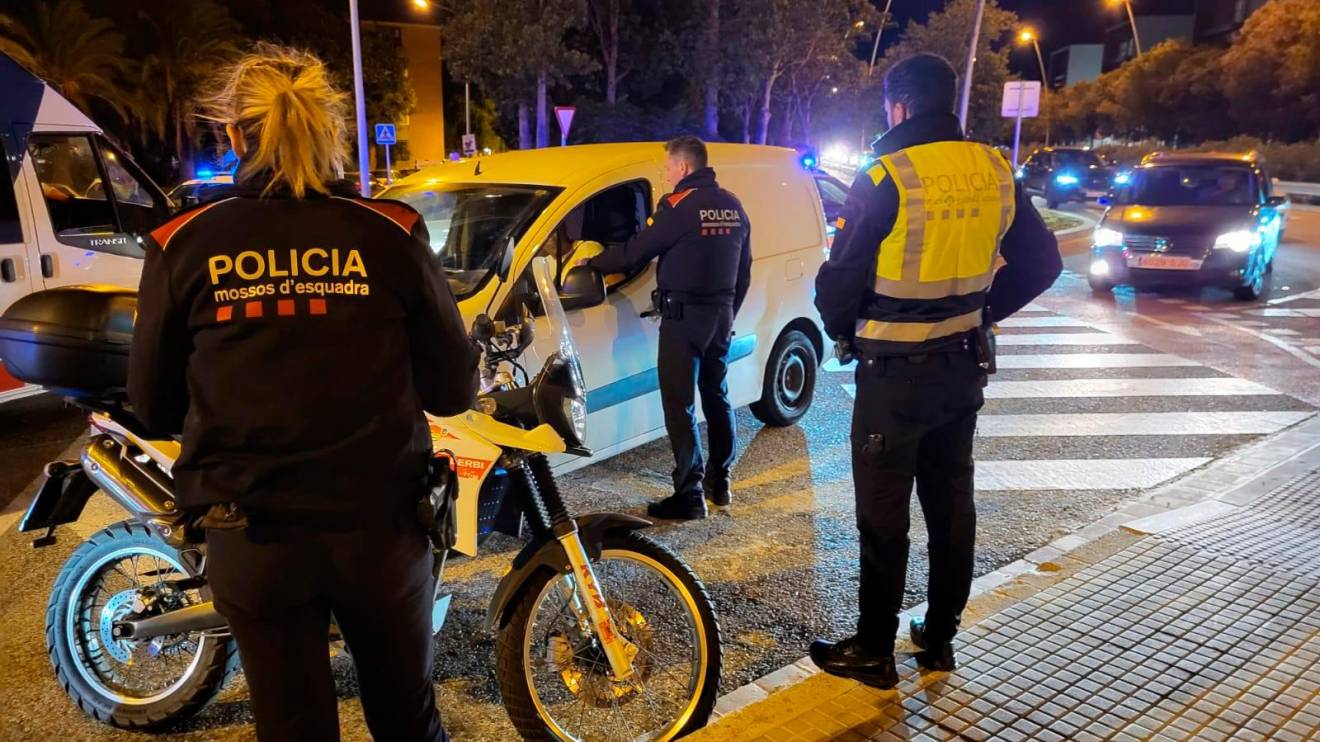 Imagen del despliegue policial en Reus. Foto: Cedida