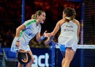 Ari Sánchez y Paula Josemaría durante la final. foto: PREMIER PADEL