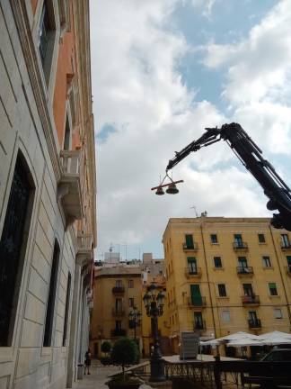 $!La fachada del ayuntamiento de Tarragona recupera las campanas