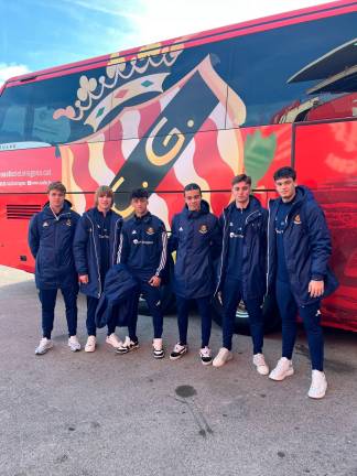 Los jugadores del Juvenil A del Nàstic de Tarragona que viajan con el primer equipo. Foto: Nàstic