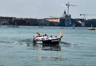 El llagut de Calafell en Venecia. FOTO: LLAGUTS CALAFELL