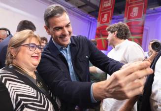 El presidente del Gobierno y secretario general del PSOE, Pedro Sánchez, ha vuelto a intervenir este sábado en la campaña vasca con un acto electoral en San Sebastián en el que arropará al candidato a lehendakari, Eneko Andueza. Foto: EFE