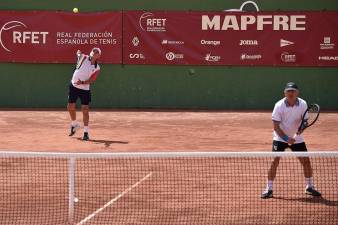 Un partido de dobles en el último nacional de veteranos. Foto: RFET