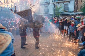 El Griu Petit cumple esta edición cinco años como miembro del Seguici Petit. Foto: Marc Bosch