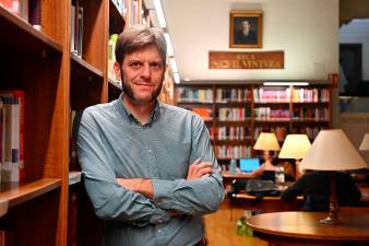 Antoni Veciana, en el Centre de Lectura de Reus. Foto: Alfredo González