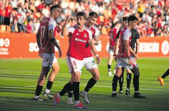 Ander Gorostidi celebra un gol en el Nou Estadi. Foto: Marc Bosch