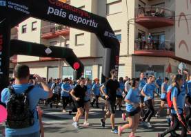 Sortida de la cursa ahir des del Centre Cívic d’Alcanar. foto: J. JOAQUIM BUJ