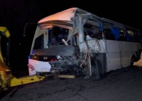 Estado del autobús después del accidente. Foto: ACN