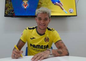 El lateral izquierdo ampostino firma por una temporada con el filial amarillo. Foto: Villarreal CF