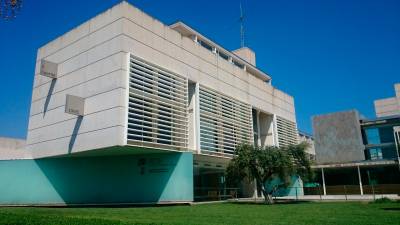 La entidad ofrecerá terapia presencial para familias en la nueva subsede que ha abierto en el Centre Cívic de Salou. foto: Aj. Salou