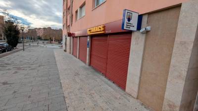 El estanco de Campclar donde se ha vendido el premio. Foto: Àngel Ullate