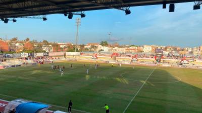 Un instante del partido entre el Reus y el Europa ‘B’. Foto: J. M.