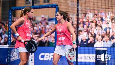 Ari Sánchez y Paula Josemaría durante la final de Amsterdam. Foto: World Padel Tour