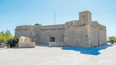 4. El castillo de Sant Jordi d’Alfama. Foto: Santi García