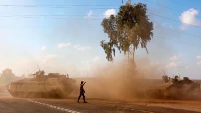 La ayuda humanitaria, incluidas medicinas para los hospitales en Gaza, se encuentra ahora mismo esperando para cruzar desde Egipto. Foto: EFE