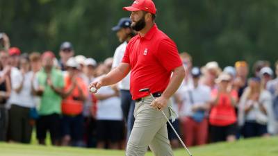 Jon Rahm se quedó sin el oro y sin medallaen una última jornada en la que comenzó primero, pero se deshinchó. FOTO: efe