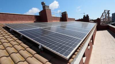 Los socialistas quieren eliminar la bonificación por tener placas solares. foto: Pere Ferré