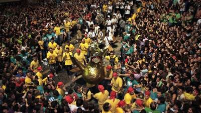 ´La Baixada de l´Àliga, uno de los actos mas multitudinarios de las fiestas. Foto: Pere Ferré