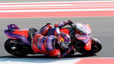 El piloto español Jorge Martín durante la prueba de MotoGP disputada en el cirucito de Mandalika en Indonesia. foto: EFE/EPA/ADI WEDA