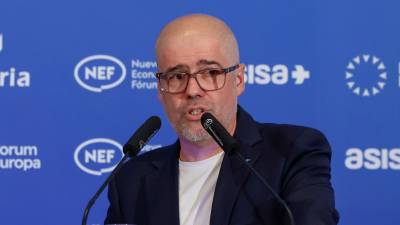 El secretario general de CCOO, Unai Sordo, participa en un desayuno de Fórum Europa, este lunes. FOTO: EFE