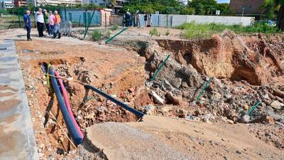 Los trabajos incluyen la nivelación de explanadas y de accesos de tierra que se vieron afectados por la inundación. FOTO: Alfredo González