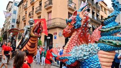 El Creuament del Superadrac amb l’Espurna de Calafell, a la plaça Prim. Foto: Alfredo González