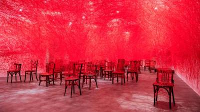 La exposición de Chiharu Shiota se puede visitar hasta el próximo 23 de junio. Foto; Cedida