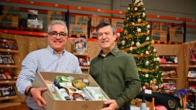 Carbónicas Masquefina ya tiene preparadas las cestas de Navidad. FOTO: alfredo gonzález