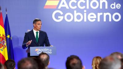 El presidente Pedro Sánchez, este miércoles en el acto en el Instituto Cervantes. foto: j.p. gandul/efe