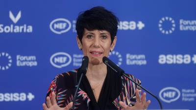 La ministra de Inclusión, Elma Saiz durante un desayuno informativo celebrado este jueves en Madrid. FOTO: EFE