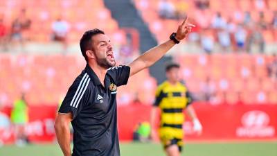 Dani Vidal, técnico grana, acabó feliz por sumar su tercera victoria de la temporada. Foto: Alfredo González