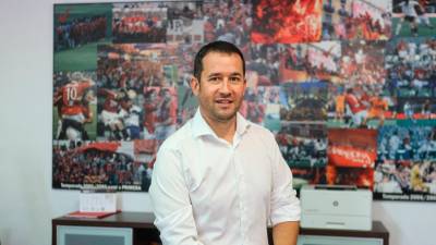 El director deportivo del Nàstic, David Comamala, en su despacho en el Nou Estadi. FOTO: DT