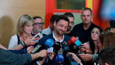 Rubén Viñuales, en su comparecencia en la sede del PSC, ayer. FOTO: àngel ullate.