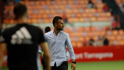 Dani Vidal dirige al Nàstic en la banda del Nou Estadi. Foto: Pere Ferré