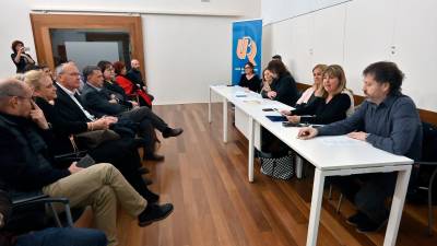 Un instante de la junta que la Unió de Botiguers de Reus celebró en 2020, en la que Meritxell Barberà resultó elegida presidenta. Foto: Alfredo González