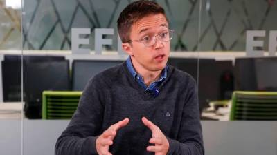 El portavoz de Sumar en el Congreso de los Diputados, Íñigo Errejón, durante una entrevista concedida a EFE. Foto: EFE