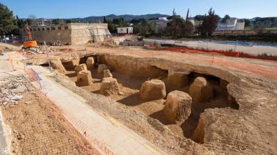 Segons els historiadors podrien ser sitges per emmagatzemar cereals d’època ibèrica. Foto: J. Revillas