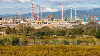 El Polígono Norte del polo petroquímico de Tarragona cuenta con instalaciones que no se pueden descarbonizar sin la captura de CO2. Foto: Marc Bosch