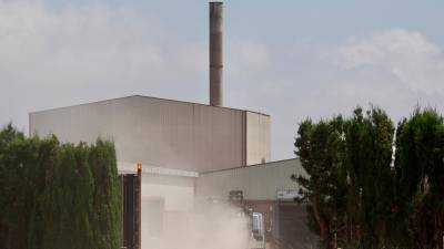 La planta està ubicada al terme de la Galera i causa molèsties als veïns de Santa Bàrbara. Foto: J. Revillas