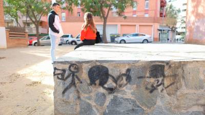 El consistorio perseguirá los grafitis y las pintadas sobre espacios no habilitados para ellos. Foto: Alba Mariné