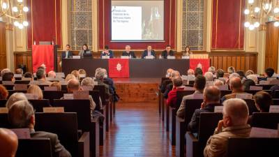 El nuevo comité de presidencia fue el encargado de conducir los Premis a la Fidelitat de la Semana Santa 2024. Foto: Marc Bosch