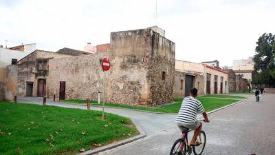 La Casa de la Festa de Cambrils, a las puertas de iniciar su remodelación. foto: alba mariné