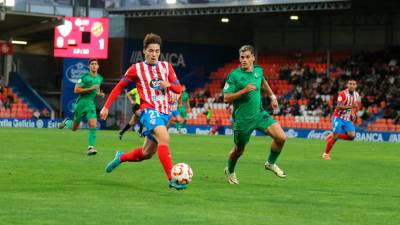 Nil Jiménez en la visita del Nàstic al Anxo Carro de la jornada pasada. Foto: CD Lugo