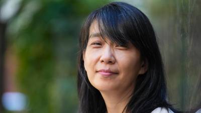 De la escritora surcoreana Han Kang, que es la ganadora del Premio Nobel de Literatura 2024 «por su intensa prosa poética que se enfrenta a traumas históricos y expone la fragilidad de la vida humana», según comunicó este jueves la Academia Sueca. Foto: EFE