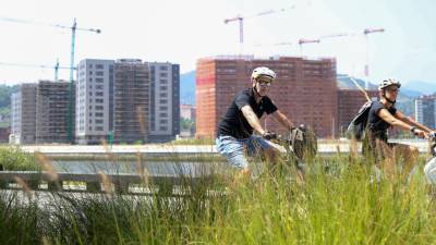 Viviendas en construcción en Bilbao. Foto: Luis Tejido/EFE