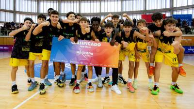 Cajasiete Canarias jugará en casa tras derrotar a Manresa en el partido decisivo. Foto: ACB