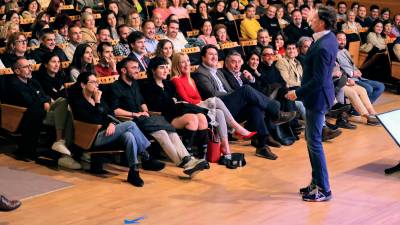 El Palau de Congressos se llenó para escuchar a Victor Küppers, quien sacó más de una sonrisa al público. foto: ÀNgel ullate