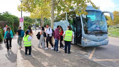 Los usuarios de Salou-PortAventura disponen de buses directos a Sant Vicenç de Calders. Foto: Alba Mariné