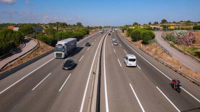 La autopista AP-7 contará con cuatro nuevas salidas a su paso por la provincia. Foto: Àngel Ullate